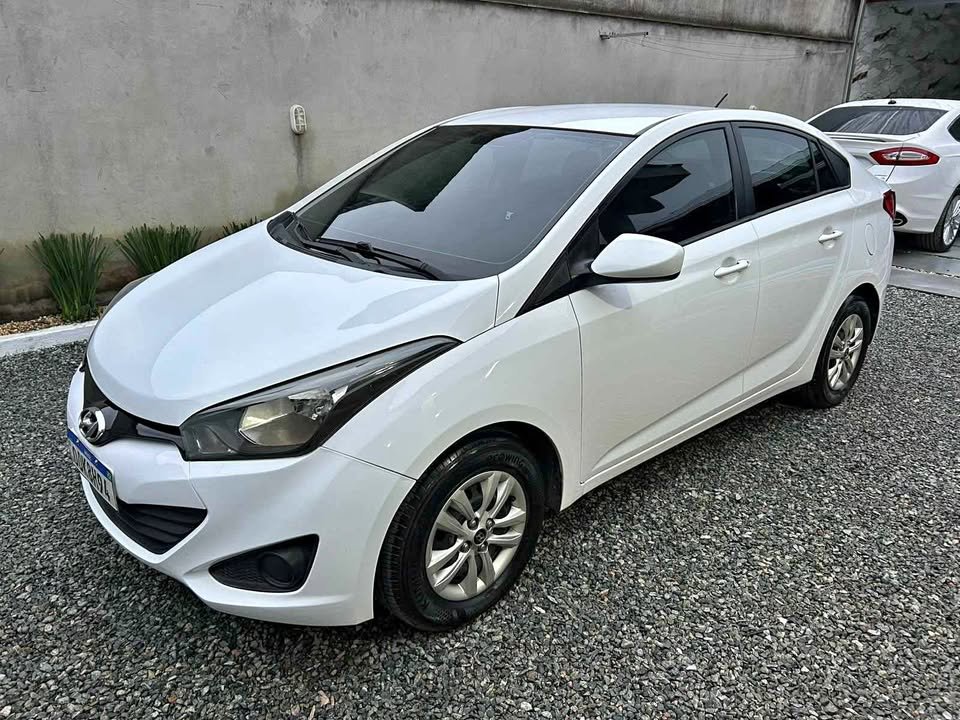 Hyundai HB20 2014
